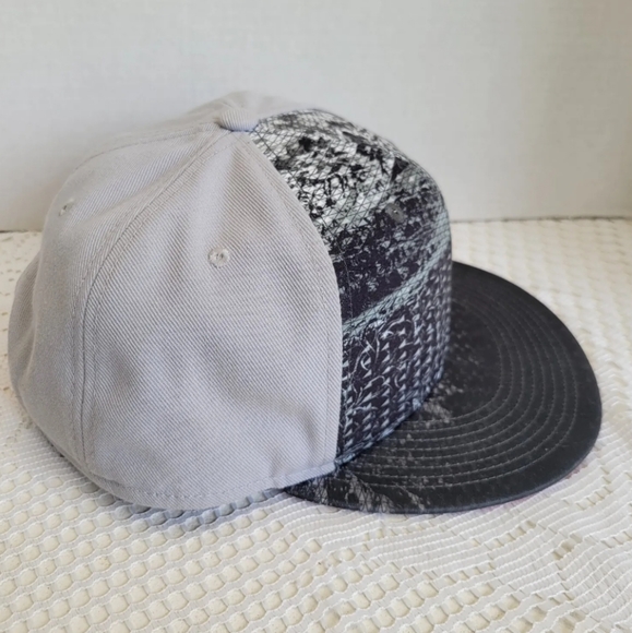 Lebron James Nike Hat Snapback Adjustable NBA Basketball Cleveland Cavaliers - Picture 3 of 7